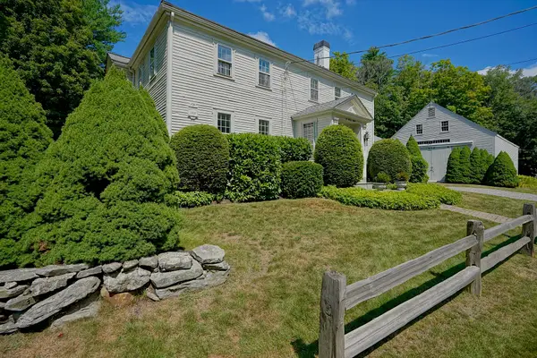 100 Mill Road, North Hampton, NH 03862