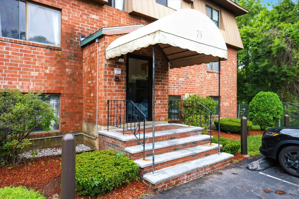 75 Log Street #1A, Manchester, NH 03102 - #1