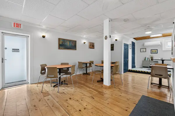 192 Main Street, Somersworth, NH 03878
