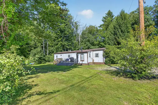 38 Cherry Street, Belmont, NH 03220