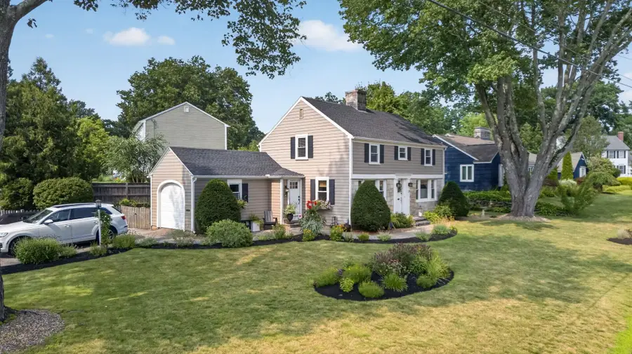 21 Ashland Street, Nashua, NH 03064 - #3