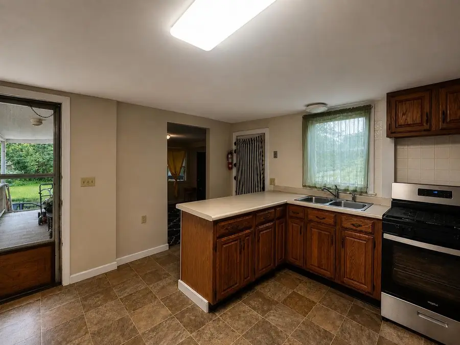 25 River Street, Winooski, VT 05404 - #3