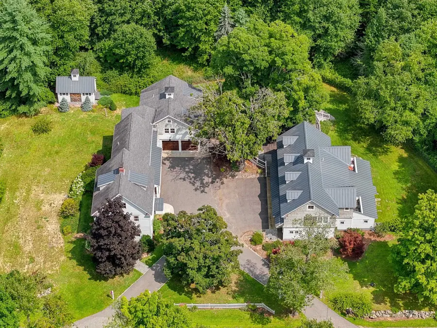 241 Wallace Road, Bedford, NH 03110 - #3