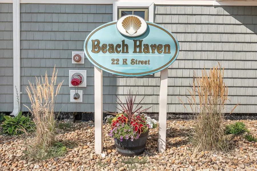 22 K Street #301, Hampton, NH 03842 - #3