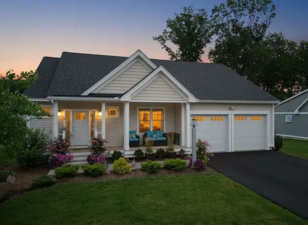 6 Rose Fountain Lane #31, Hampton, NH 03842