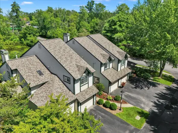 3 Lake Forest Drive, Burlington, VT 05401
