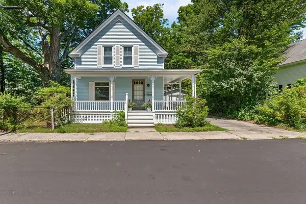 11 Edgewood Street, Claremont, NH 03743
