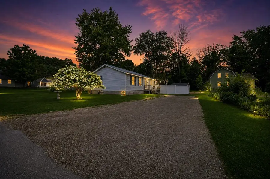 3 Roseland Road, Newport, NH 03773 - #3