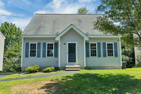 22 Hartwell Brook Drive, Nashua, NH 03060