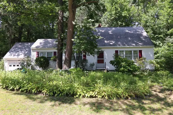 6 Moe Street, Nashua, NH 03062