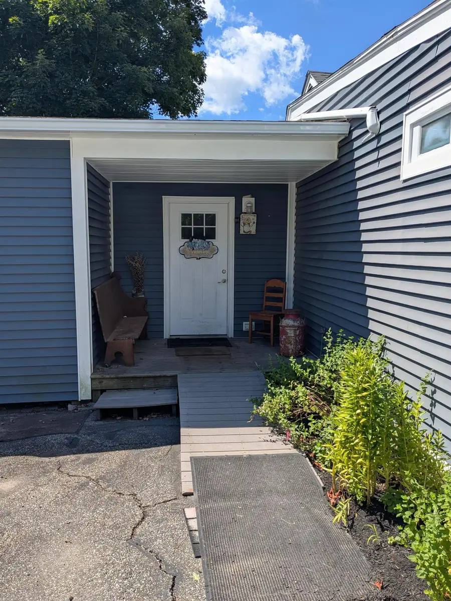 30 Hannah Dustin Drive, Concord, NH 03301-1820 - #3
