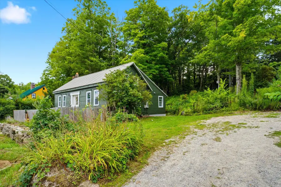 622 2nd NH Turnpike, Hillsborough, NH 03244 - #3