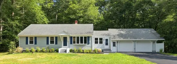 17 Drinkwater Road, Hampton Falls, NH 03844