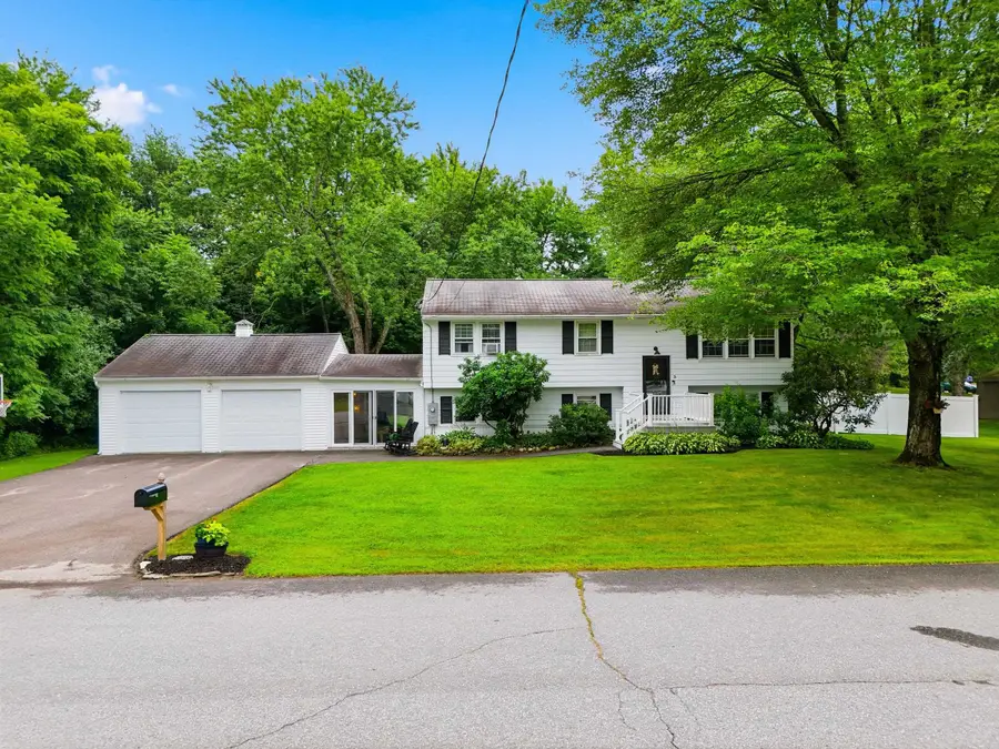 3 Kingsbury Street, Derry, NH 03038 - #2