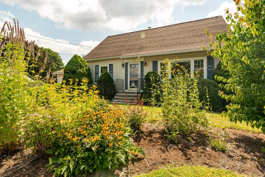 22 Crescent Avenue, Dover, NH 03820 - #2