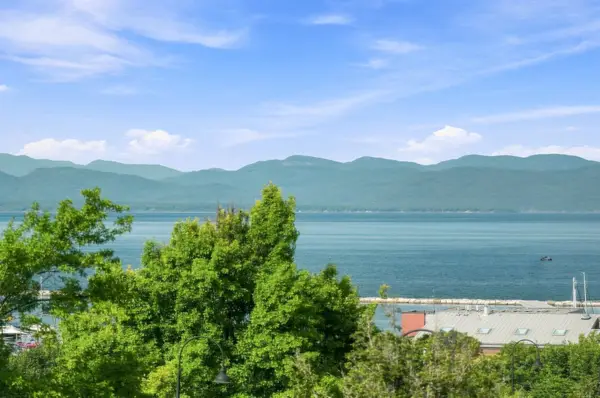 40 College Street #514c, Burlington, VT 05401