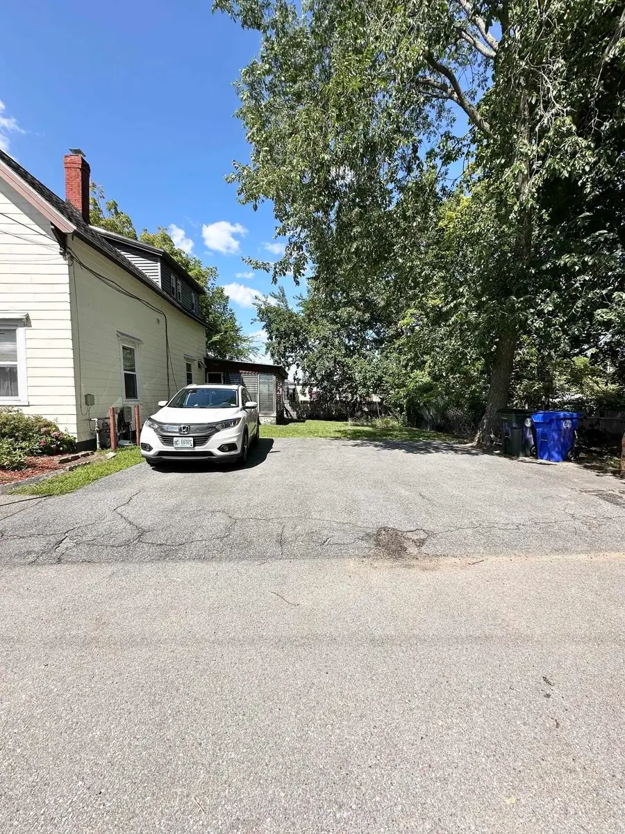 14 Sterling Avenue, Manchester, NH 03103 - #3