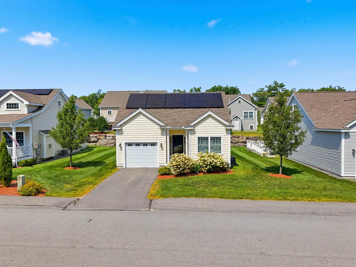 6 Dunstable Circle, Merrimack, NH 03054 - #1