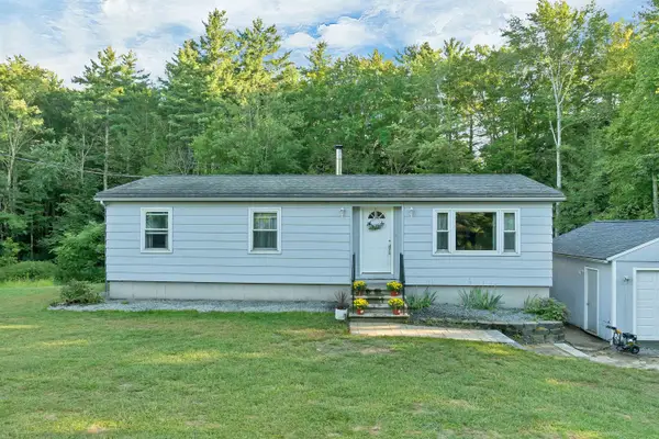 26 Brian Street, Sandown, NH 03873