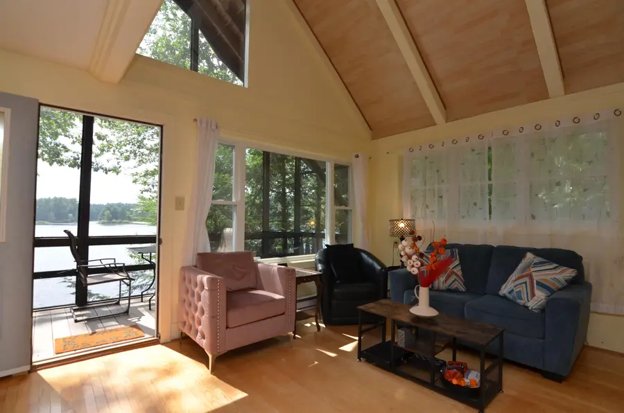 19 Hummingbird Lane, Hillsborough, NH 03244 - #3