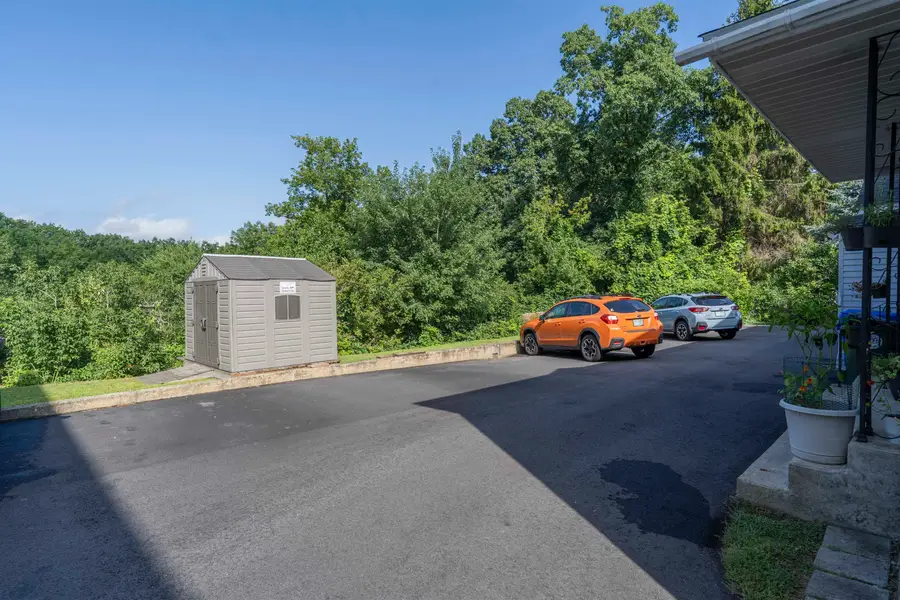 24 Blucher Street, Manchester, NH 03102 - #3