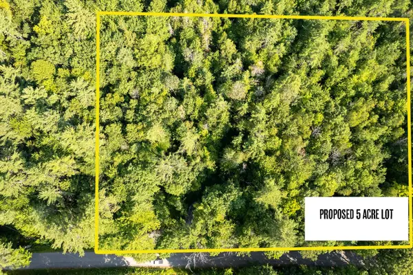 000 Peaked Hill Road, Bristol, NH 03222