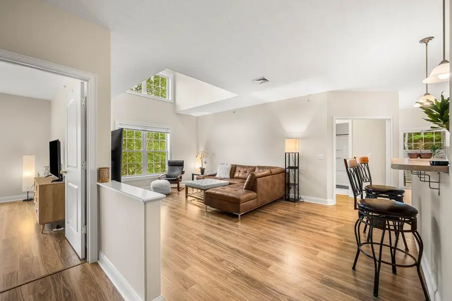 17 Roundabout Way #5, Manchester, NH 03102 - #2