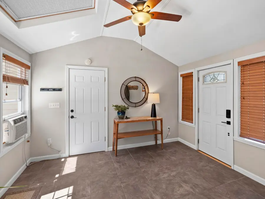 1 Roberts Road, Dover, NH 03820 - #2