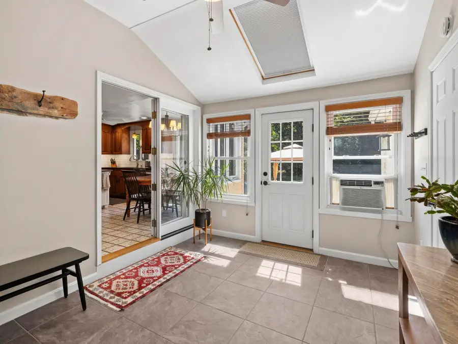 1 Roberts Road, Dover, NH 03820 - #3
