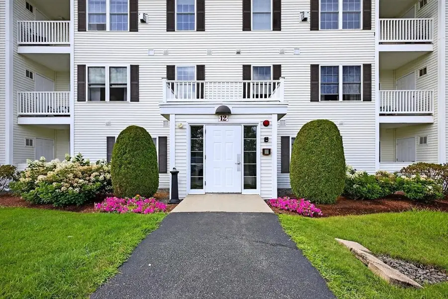 12 Vista Ridge Drive #40, Londonderry, NH 03053 - #3