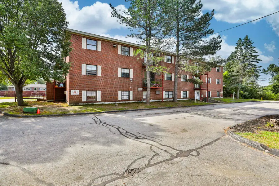 12 East Side Drive #19, Concord, NH 03301 - #2
