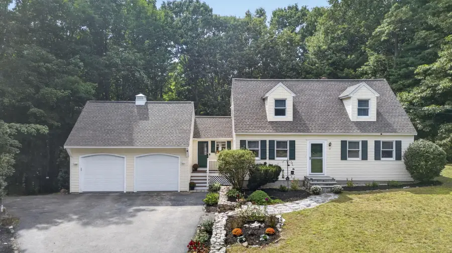 13 Helen Drive, Hooksett, NH 03106 - #2