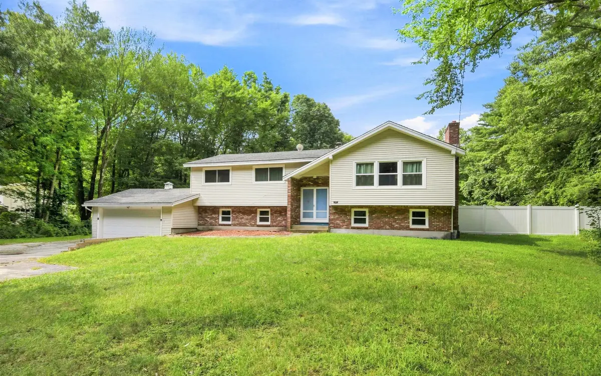 97 Rockingham Road, Londonderry, NH 03053 - #1