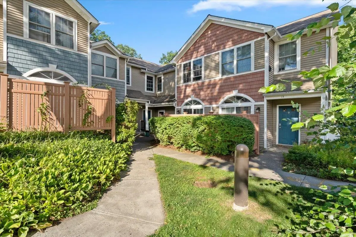 602 North Avenue #16, Burlington, VT 05478 - #1