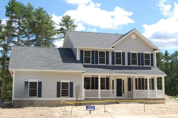 122 South Road, Londonderry, NH 03053