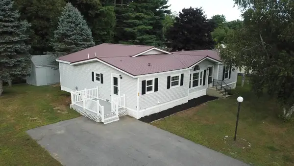13 Caribbean Lane, Rochester, NH 03867