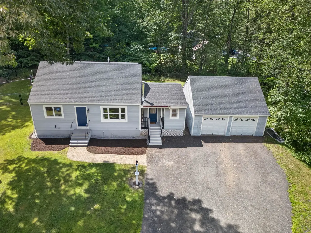 7 Merrick Road, Raymond, NH 03077 - #1