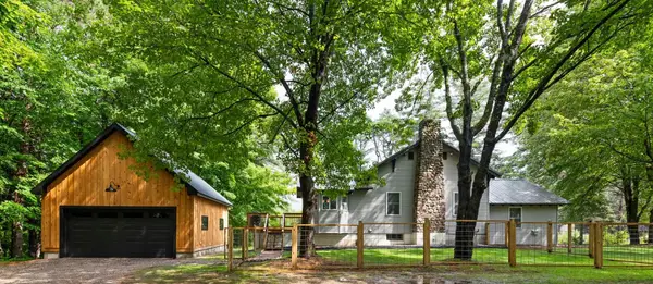 10 Blake Mountain Road, Thornton, NH 03285