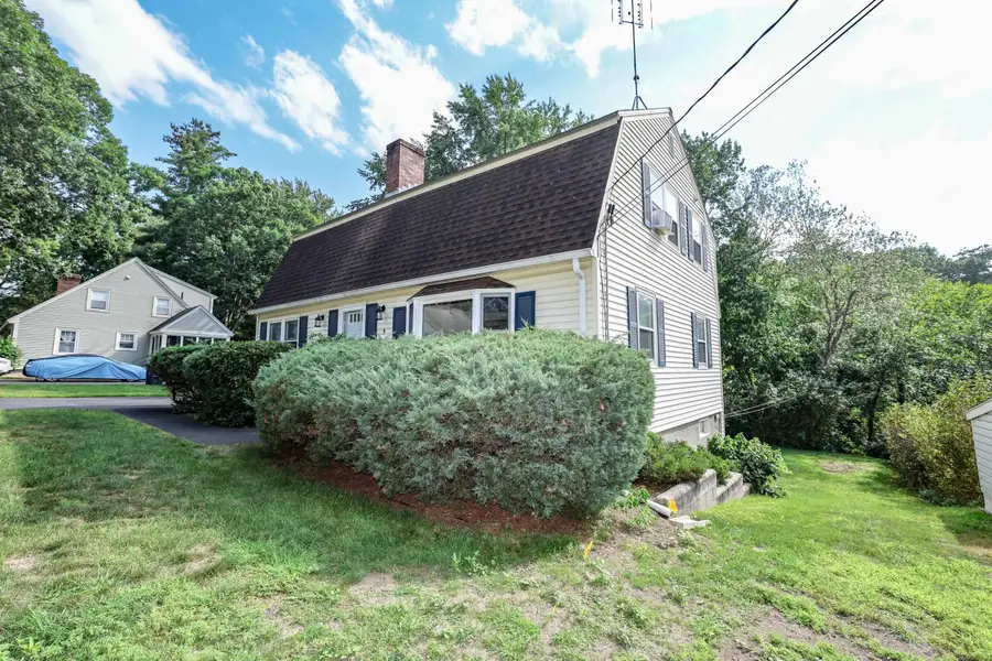 9 Roby Street, Nashua, NH 03060 - #3