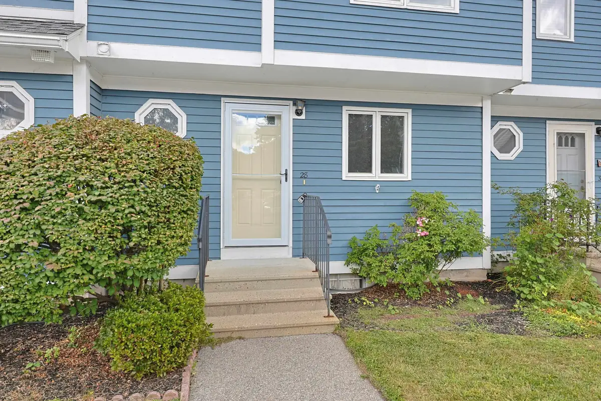 28 Swift Lane, Merrimack, NH 03054 - #1