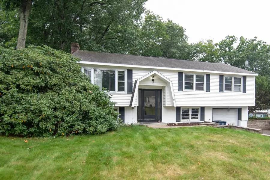 8 Radcliffe Drive, Nashua, NH 03062 - #3