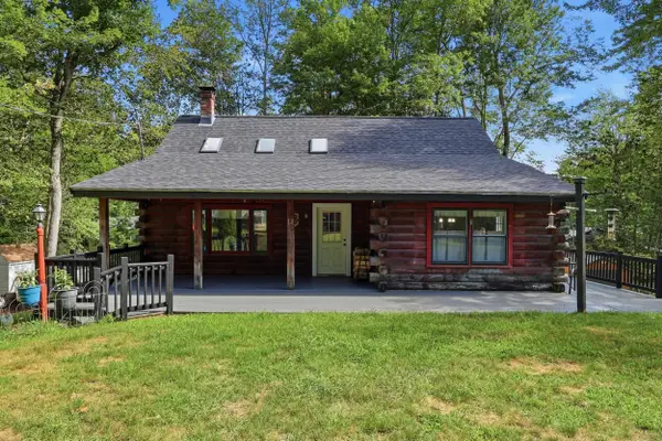 12 Pine Road, Middleton, NH 03887