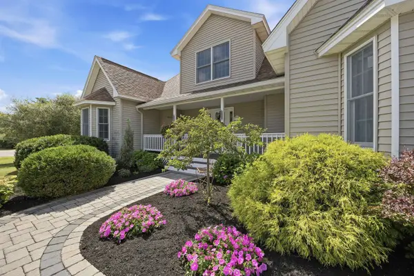 12 Pasture Drive, Franklin, NH 03235