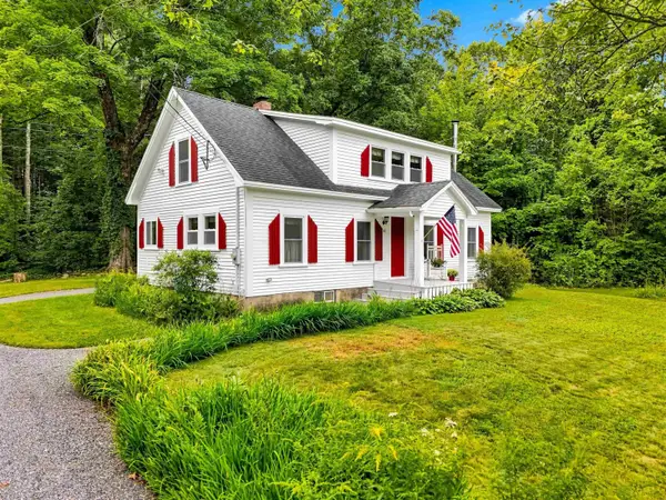 40 Old Sandown Road, Chester, NH 03036