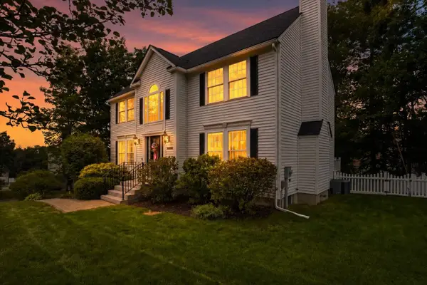 22 Virginia Court, Hooksett, NH 03106