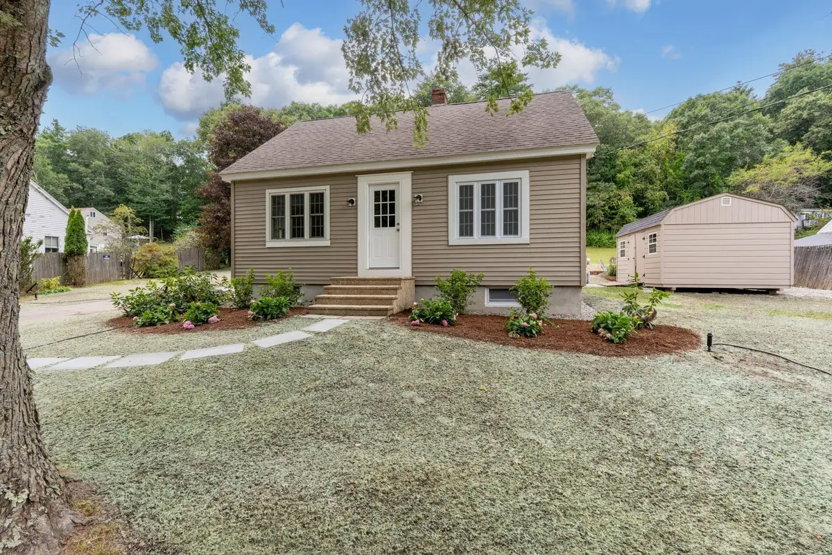 116 Exeter Road, Newmarket, NH 03857 - #1