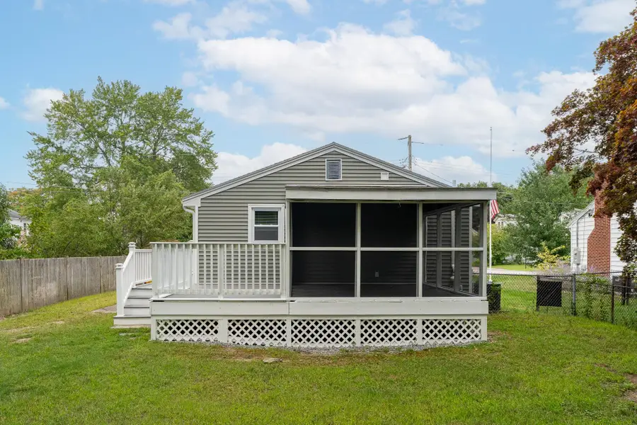12 Hutchinson Street, Nashua, NH 03064 - #3