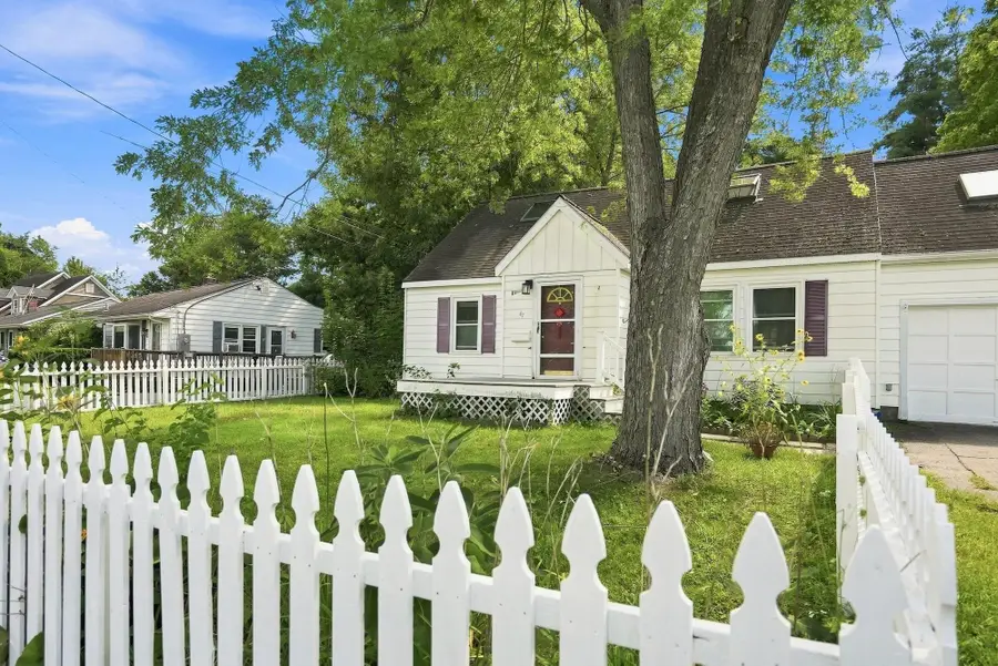 47 McIntosh Avenue, South Burlington, VT 05403 - #3