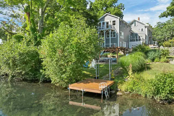 35 Messer Street, Laconia, NH 03246