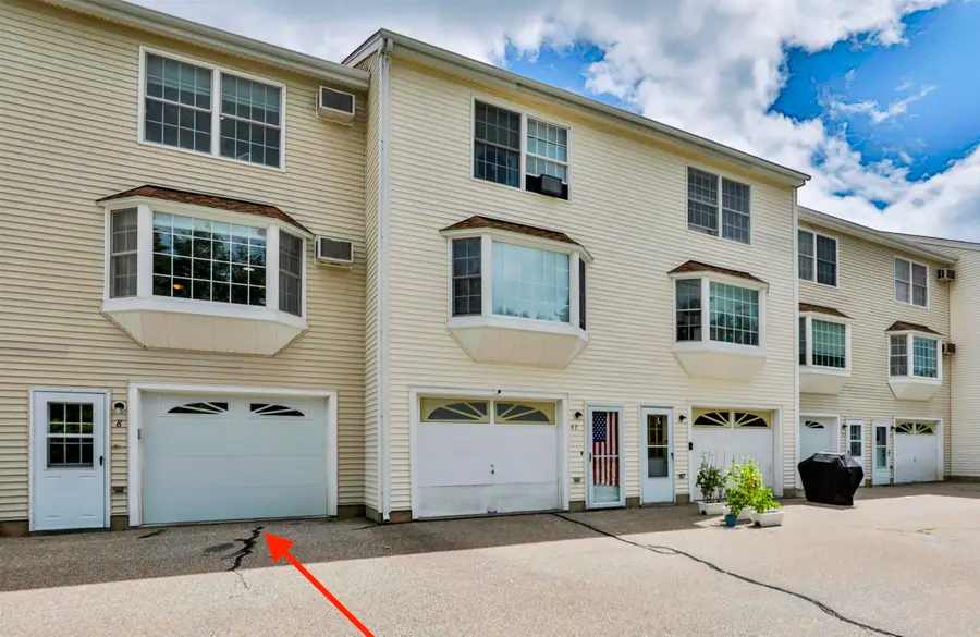 6 Pleasant Street #E8, Hooksett, NH 03106 - #2